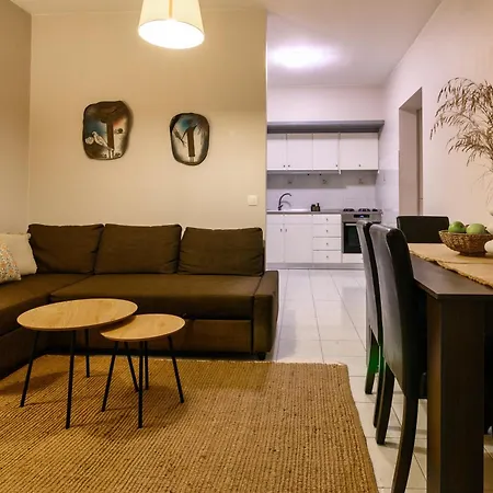 Harama House - Seaview Apt.