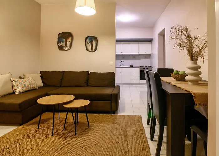 Harama House - Seaview Apt.